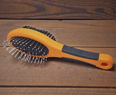 Pet brush